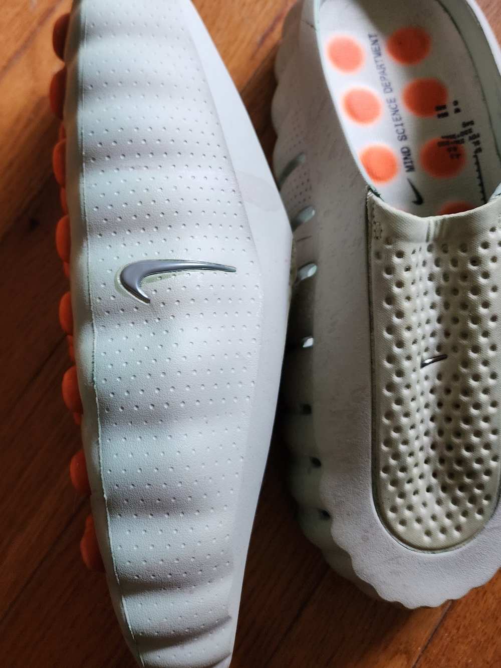 Nike Mind 001 Pregame Mule (also referred to as the Nike Mind Slide Light Olive - Picture 3 of 5